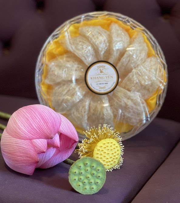 Tổ yến sơ chế